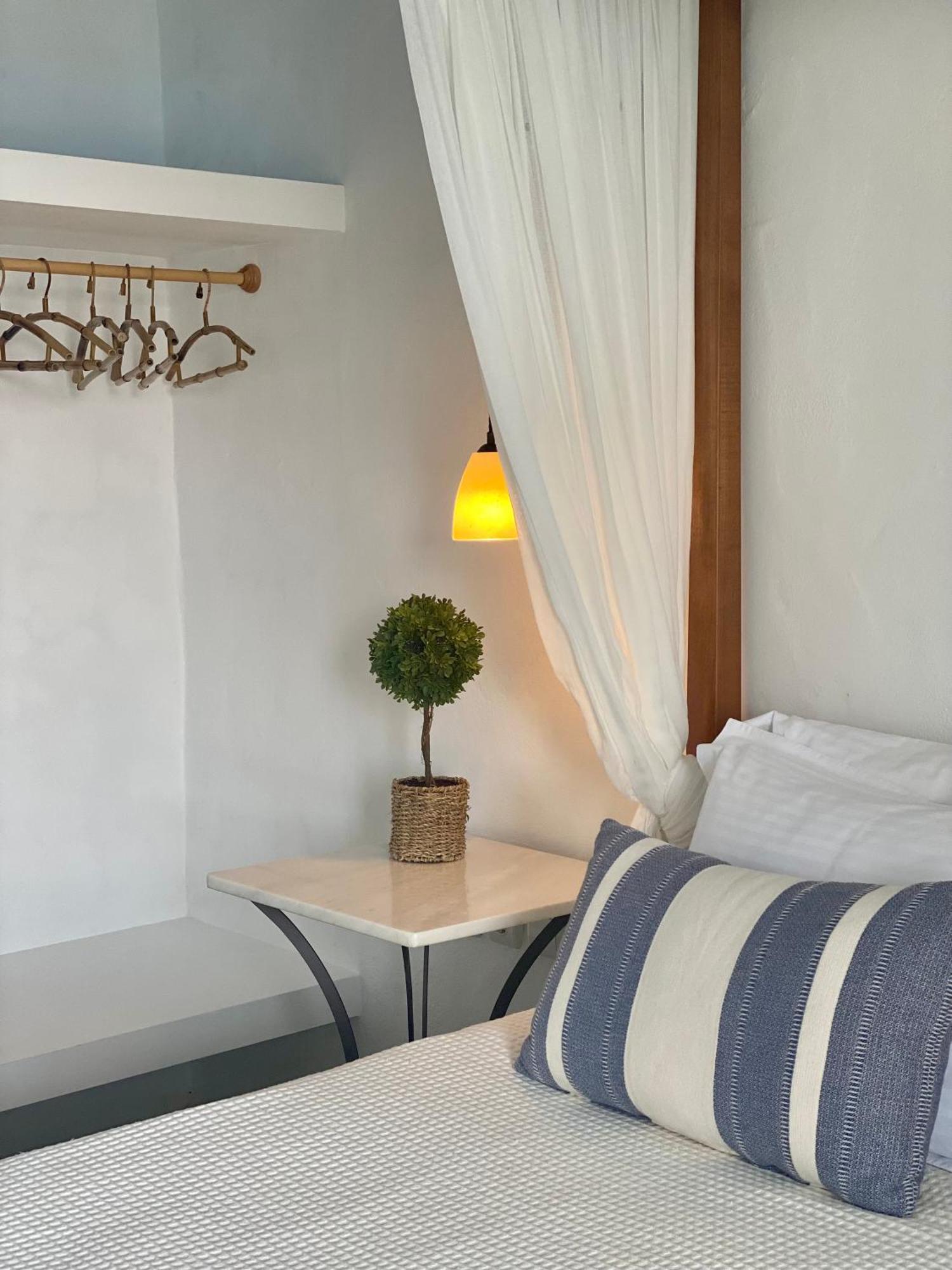 Niriedes Hotel Platis Gialos  Экстерьер фото