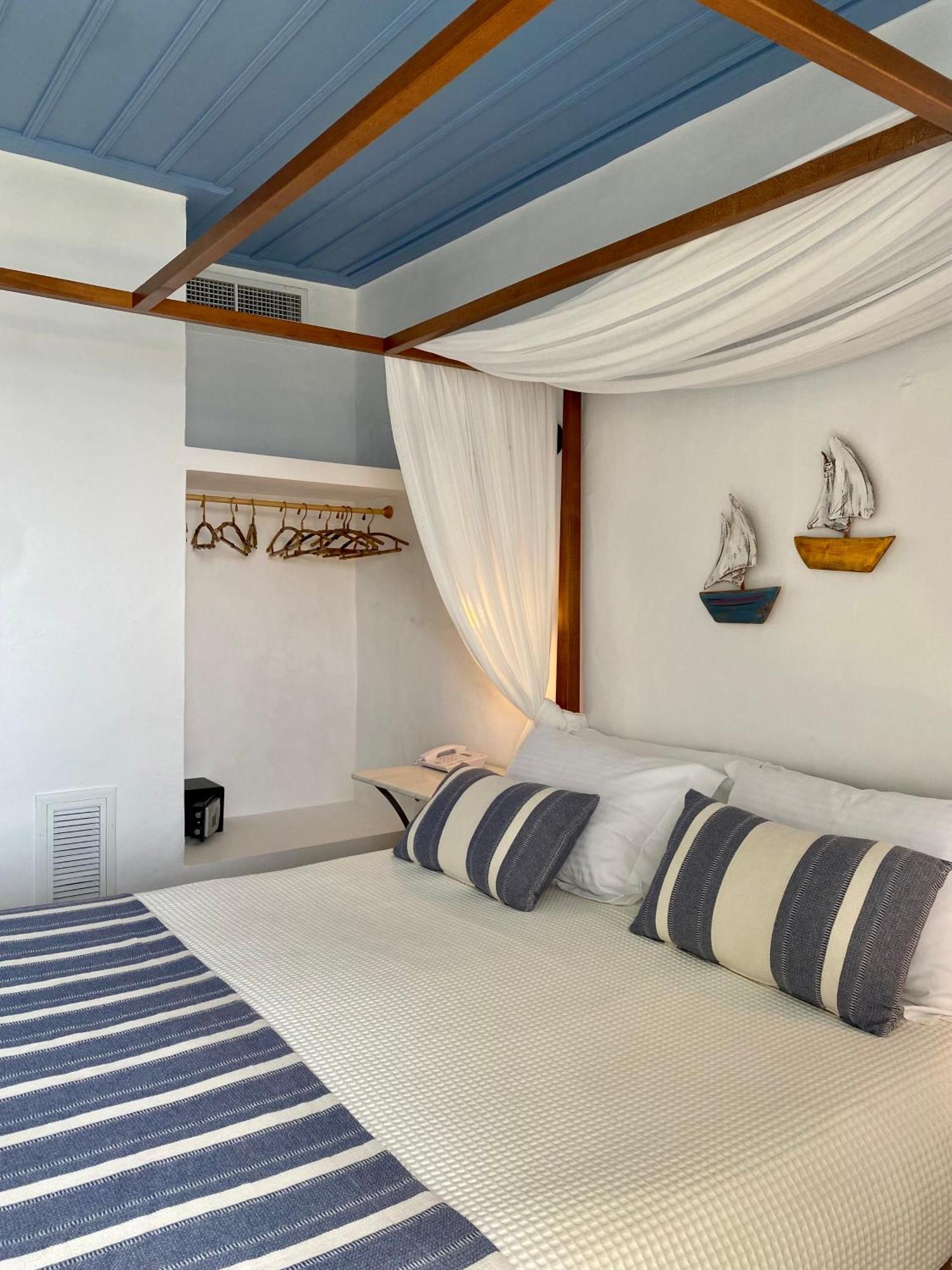 Niriedes Hotel Platis Gialos  Экстерьер фото
